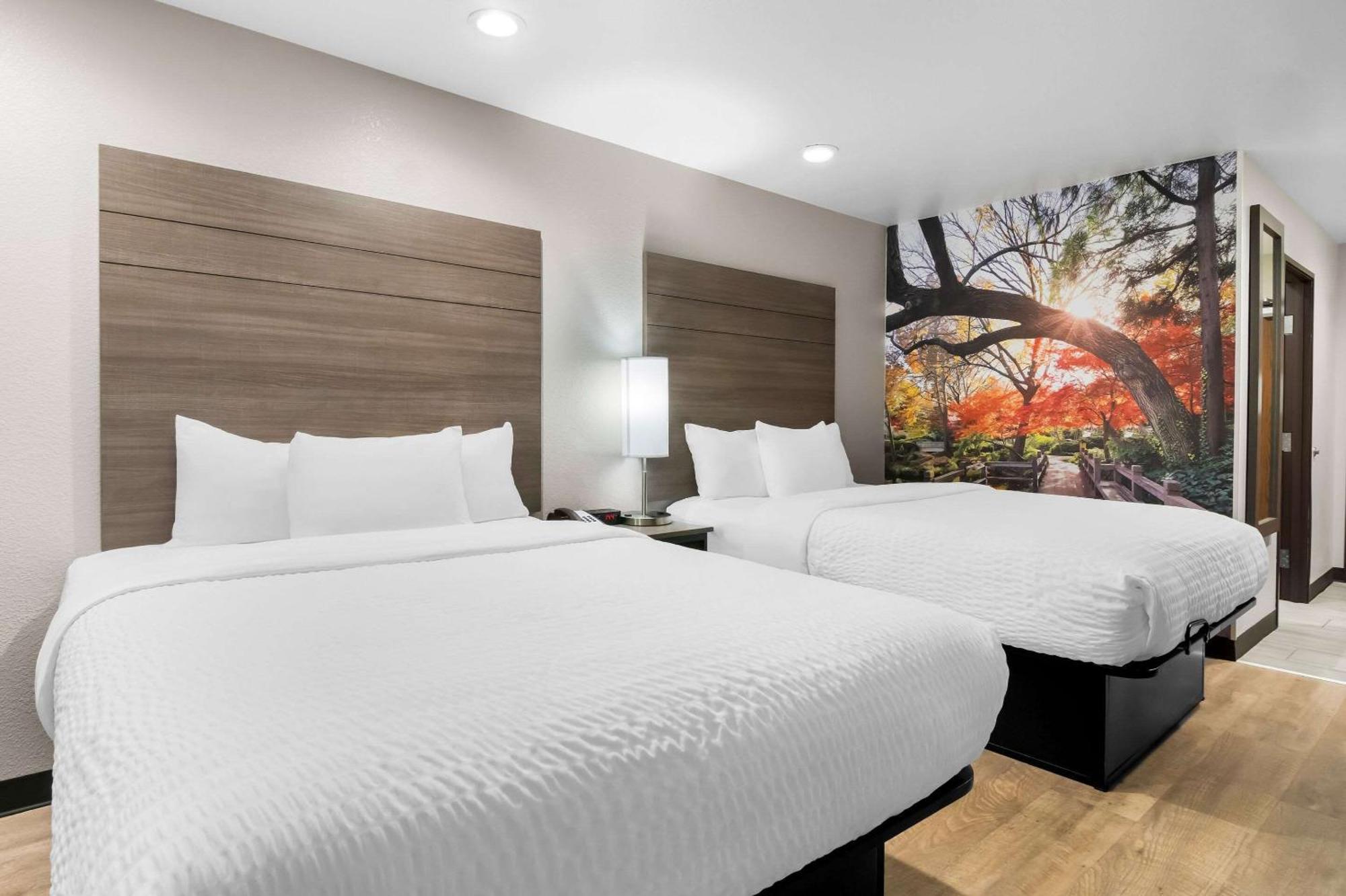 Отель Clarion Pointe Форт-Уэрт Экстерьер фото