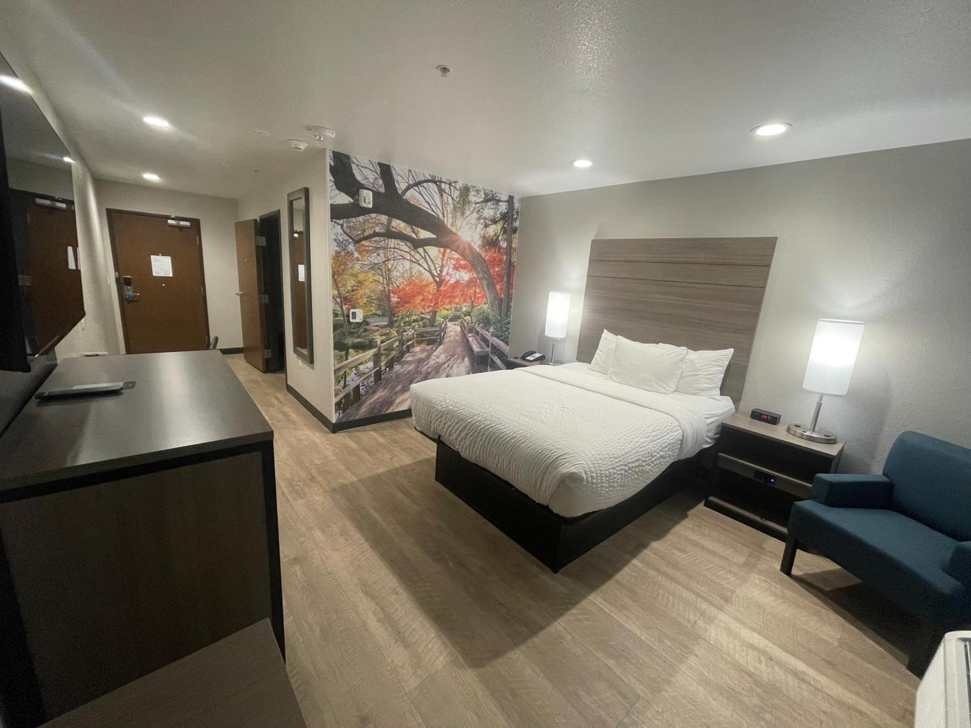 Отель Clarion Pointe Форт-Уэрт Экстерьер фото
