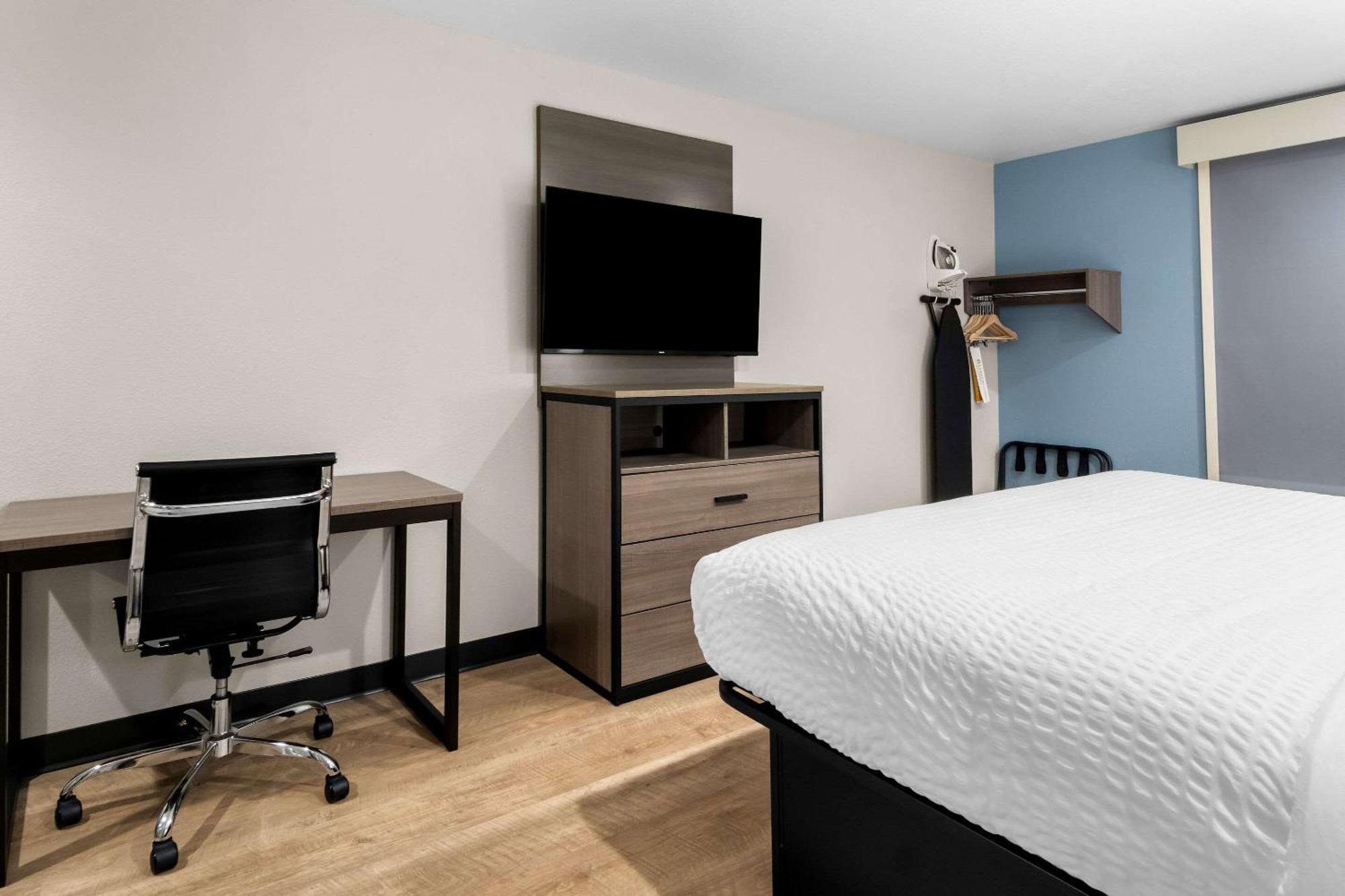 Отель Clarion Pointe Форт-Уэрт Экстерьер фото
