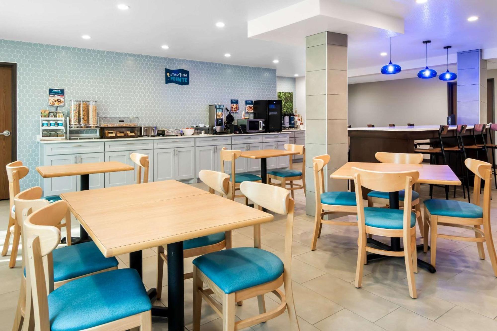 Отель Clarion Pointe Форт-Уэрт Экстерьер фото